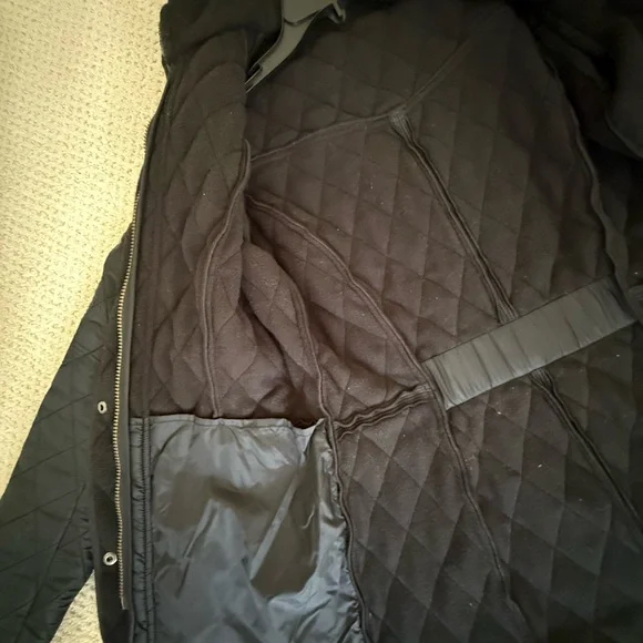 Barbour Black Quilted Belted Puffer Jacket - Picture 6 of 13